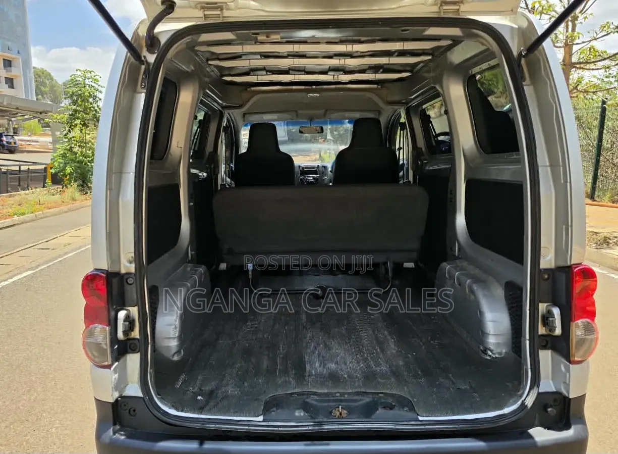 Nissan NV200 2014 Silver