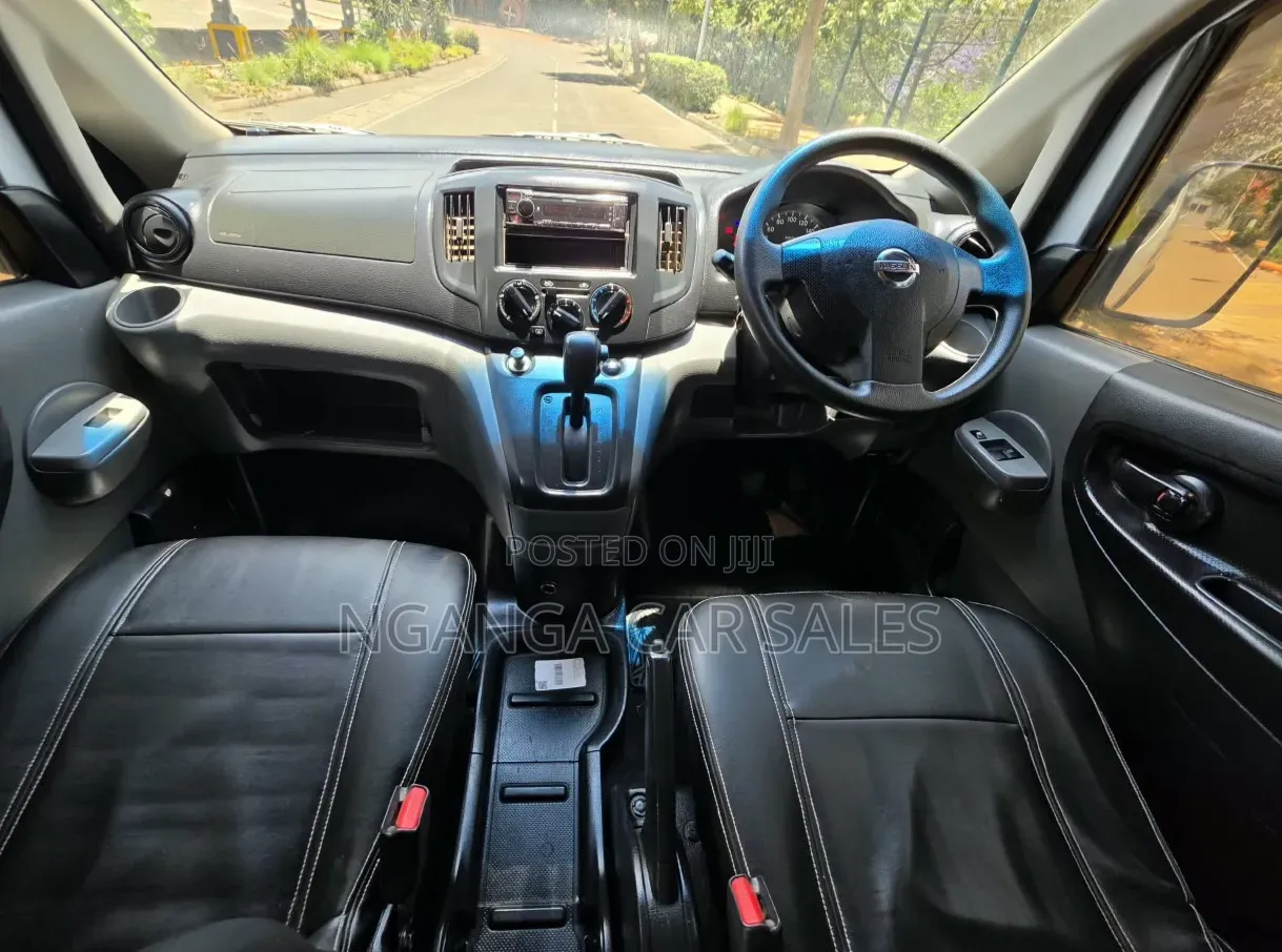 Nissan NV200 2014 Silver