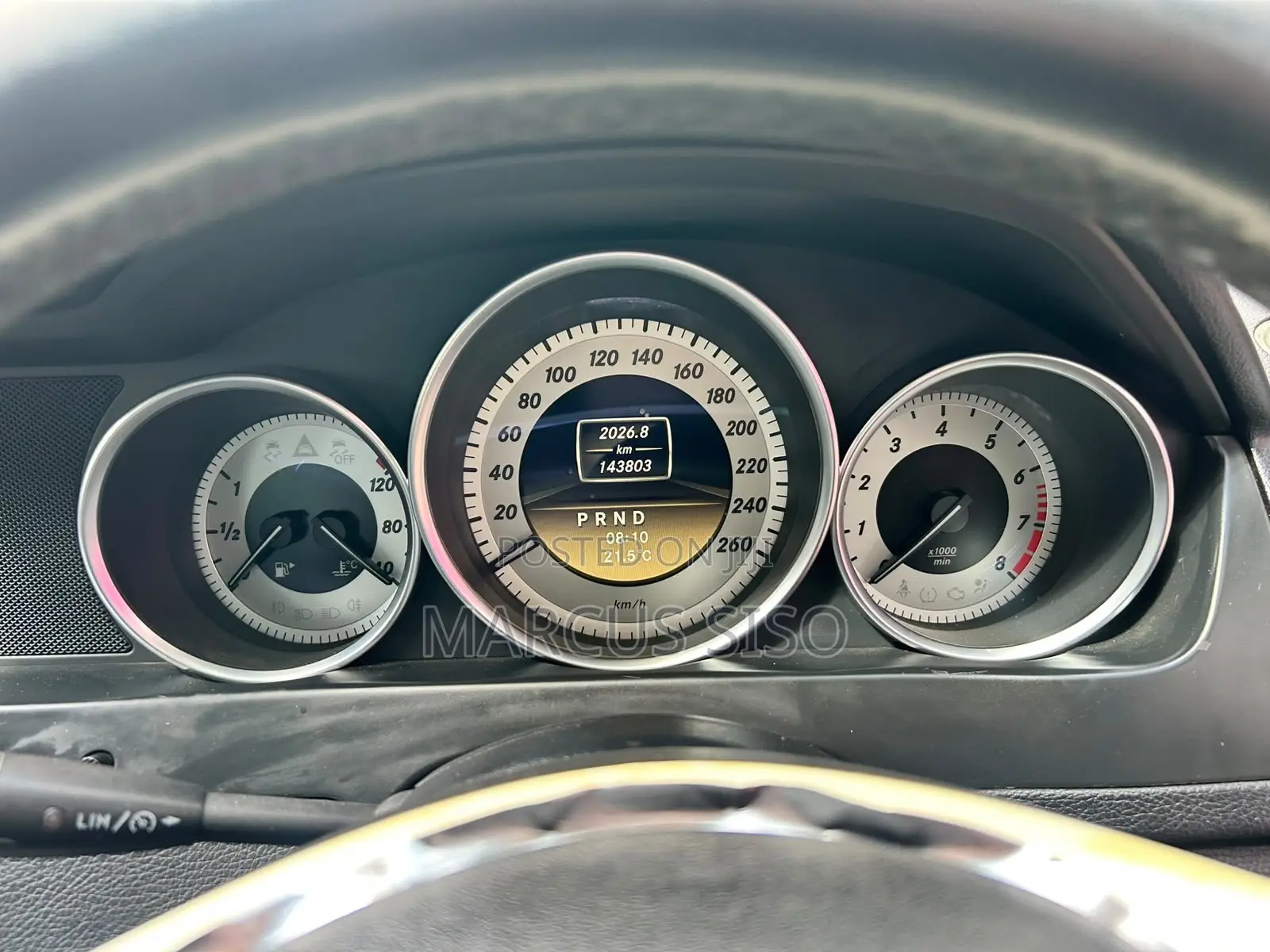 Mercedes-Benz C200 2012 Red