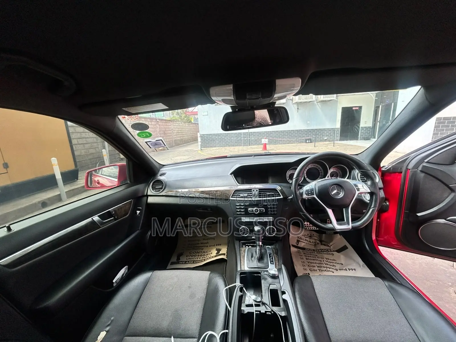 Mercedes-Benz C200 2012 Red