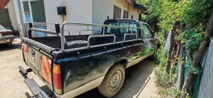 Nissan Pick-Up 1999 Blue