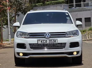 Volkswagen Touareg 2014 White