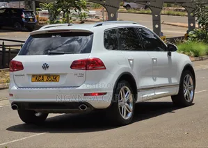 Volkswagen Touareg 2014 White