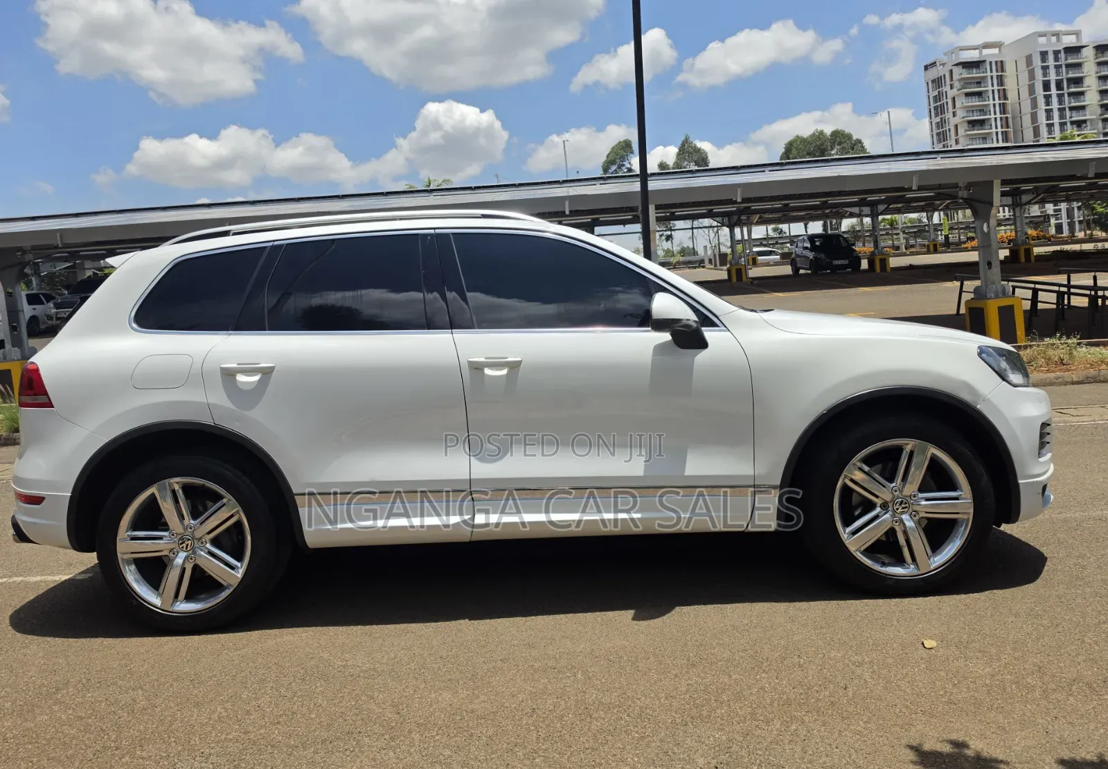 Volkswagen Touareg 2014 White