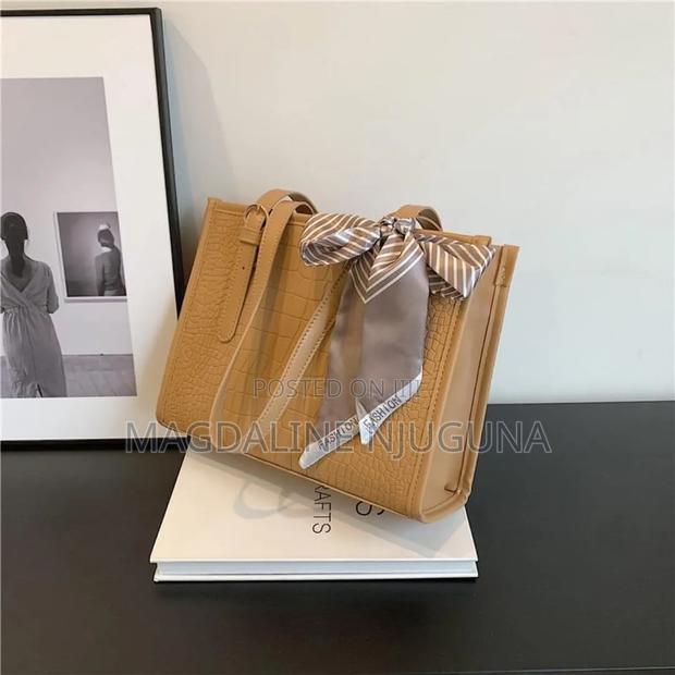Talia Box Bag - thumbnail 2
