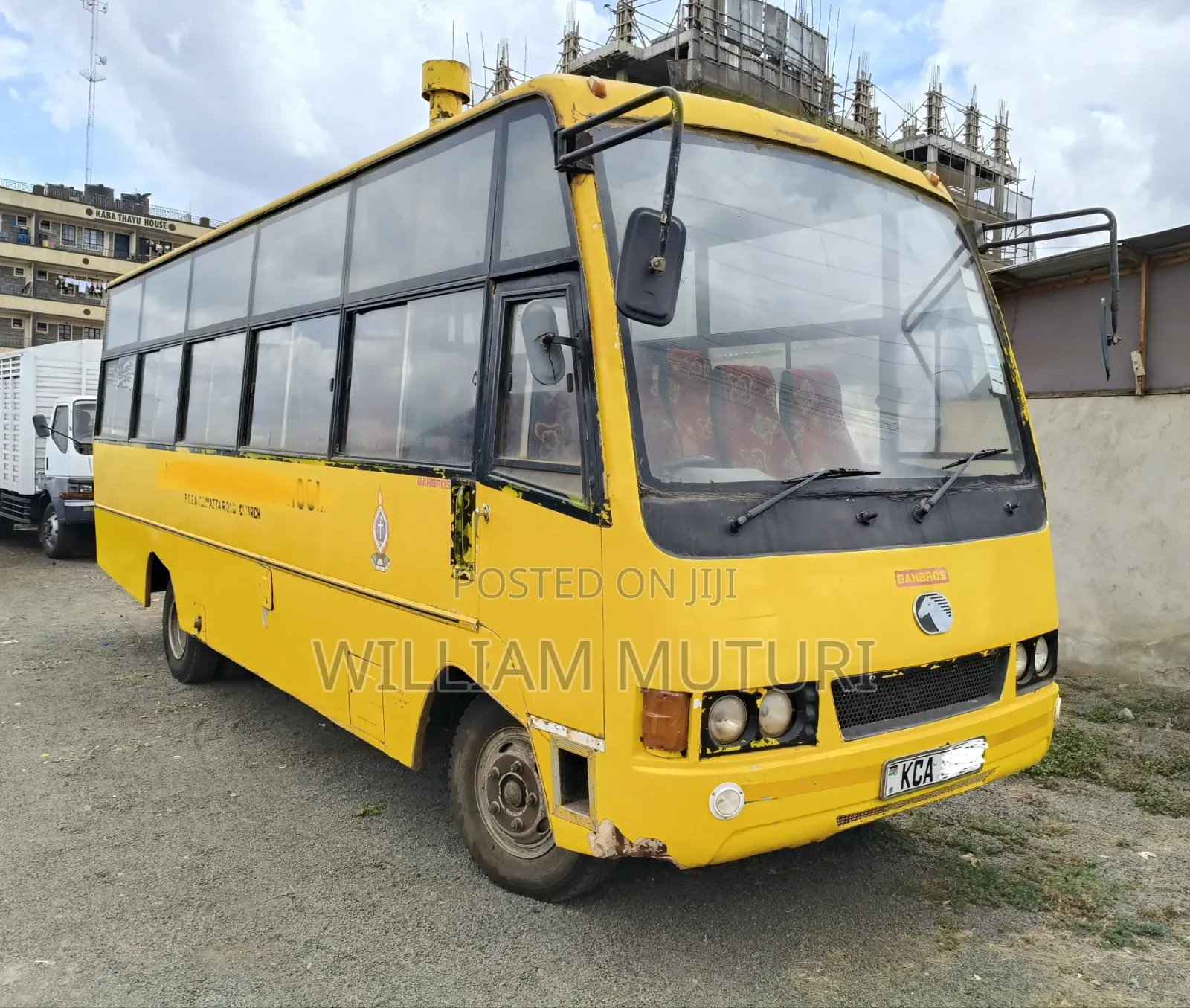 Mitsubishi Fuso Rosa 2014 Yellow