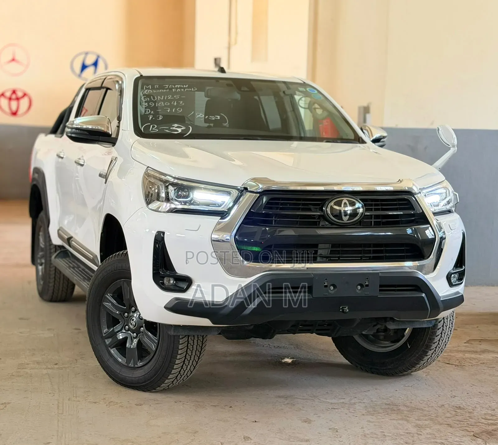 Toyota Hilux 2020 White