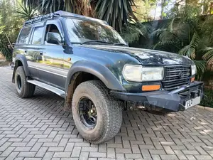 Toyota Land Cruiser 1995 Green