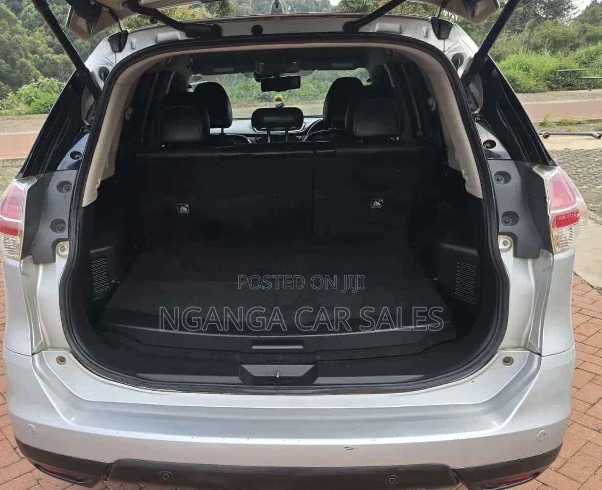 Nissan X-Trail 2016 Silver