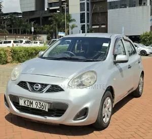 Nissan March 2016 Silver