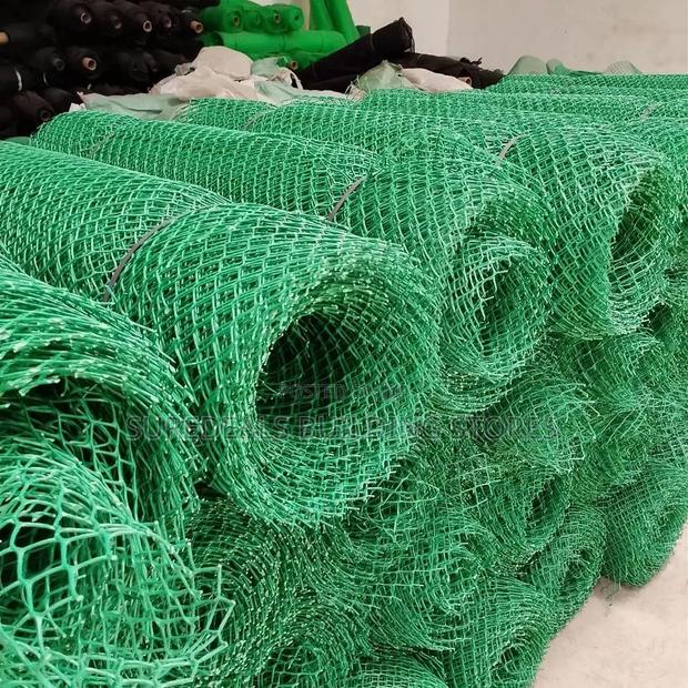 Green Plastic Poultry Mesh Roll, 1m * 25m - main view