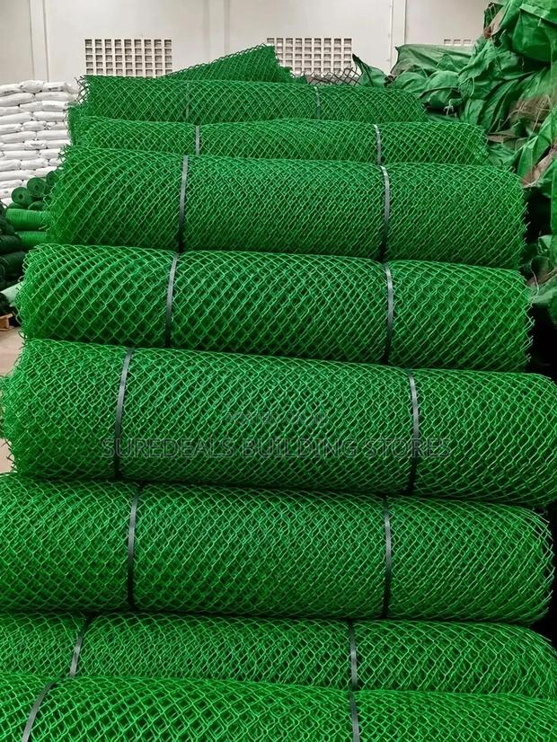 Green Plastic Poultry Mesh Roll, 1m * 25m - thumbnail 2