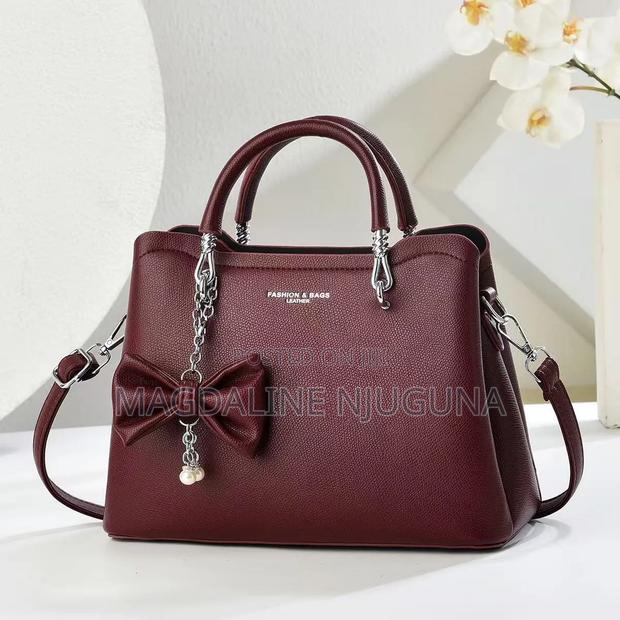 Laura Slingbag