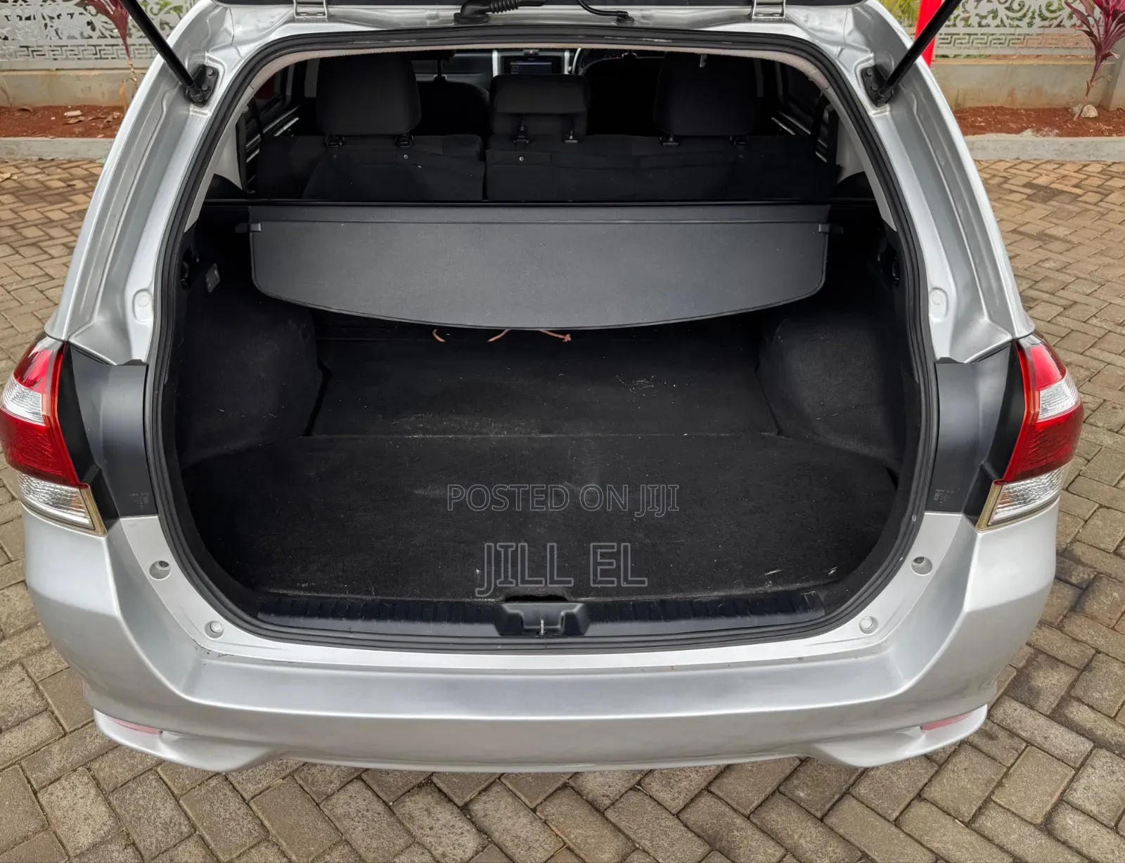 Toyota Corolla Fielder 1.5 Petrol AWD 2016 Silver