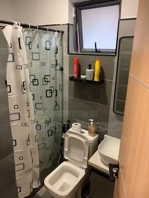 Modern 1-Bedroom Apartment Near JKIA & SGR