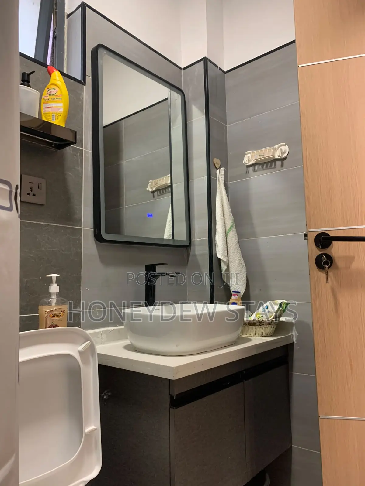 Modern 1-Bedroom Apartment Near JKIA & SGR