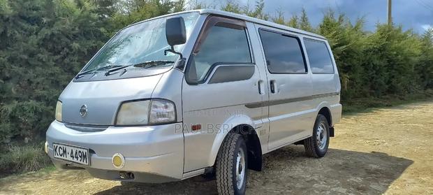 Nissan Vanette 2009 Grey - thumbnail 2