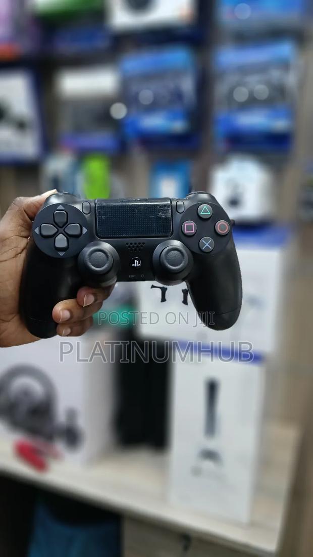 ORIGINAL Ps4 New Controller - thumbnail 2