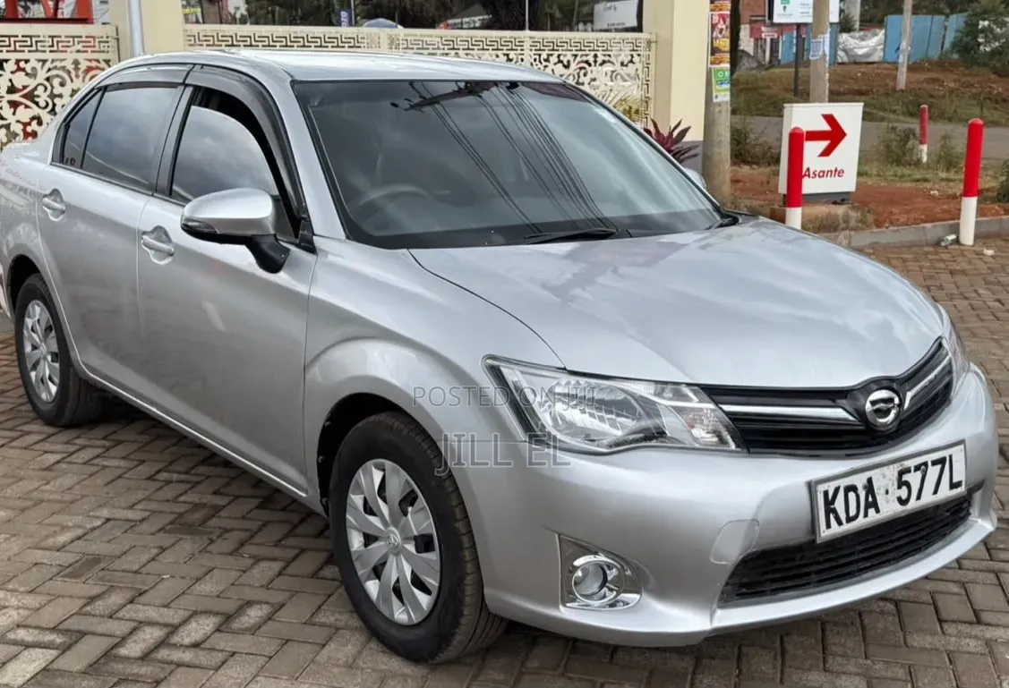 Toyota Axio 1.5 G 2WD 2014 Silver