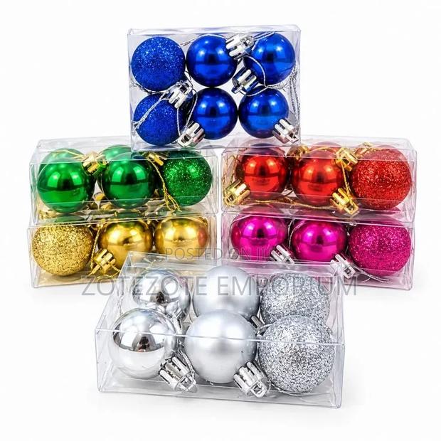 6pcs Christmas Decor Balls - thumbnail 2