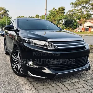 Toyota Harrier Grille With LED White/Blue