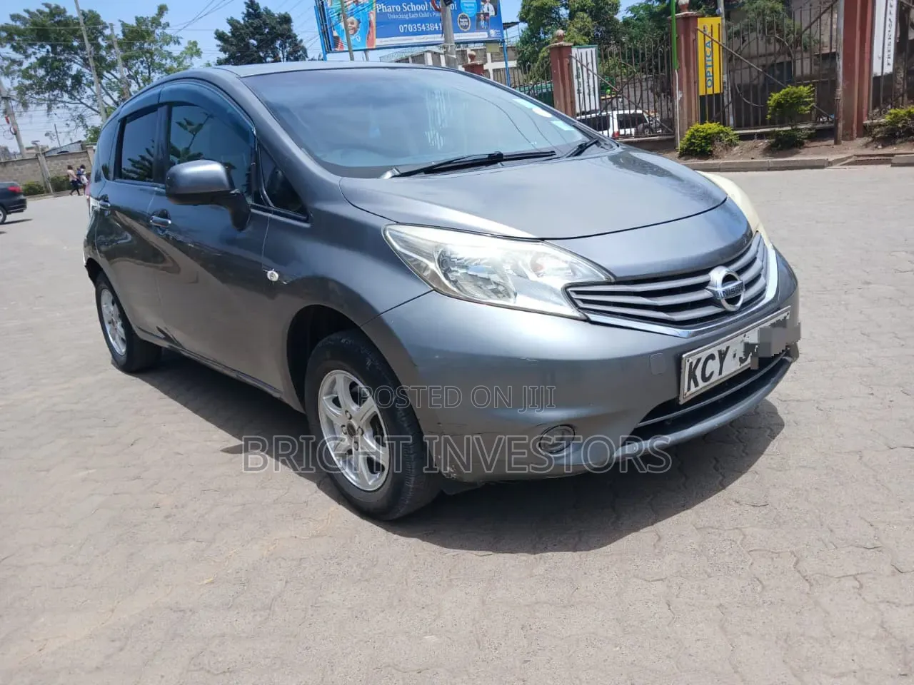 Nissan Note 2013 Gray