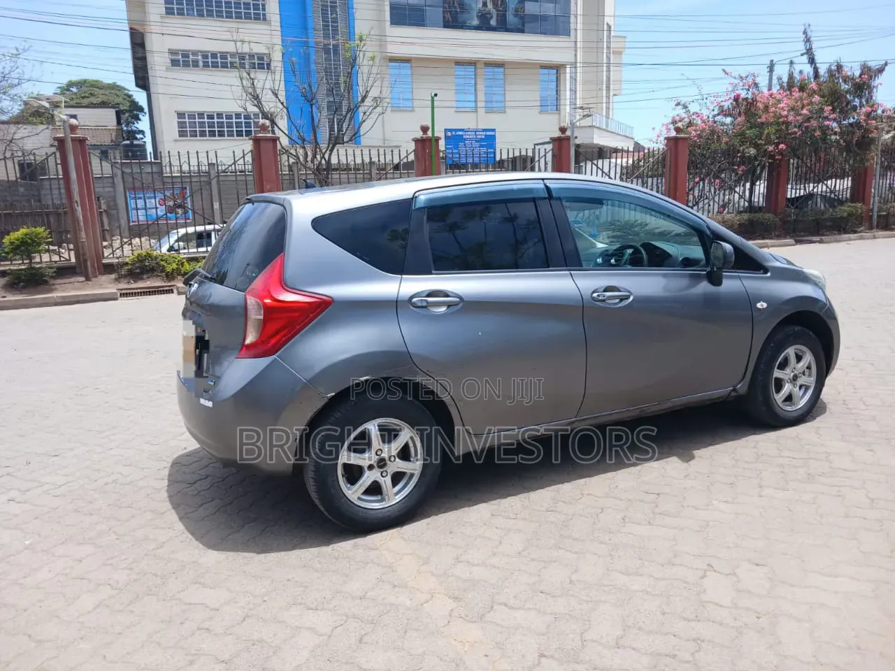 Nissan Note 2013 Gray