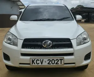 Toyota RAV4 2012 White