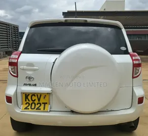 Toyota RAV4 2012 White