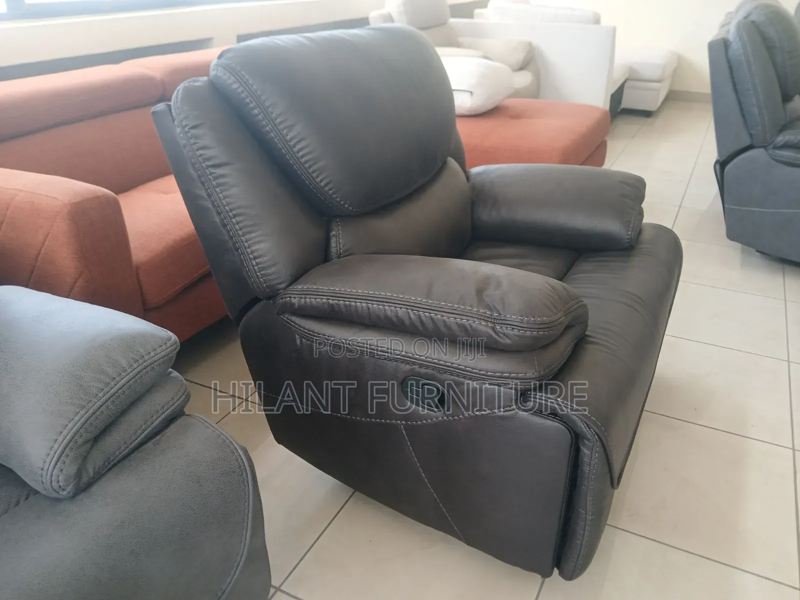 Black Leather King-Size 1 Seater Recliner Sofa