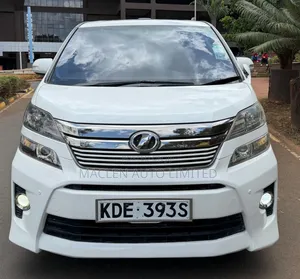 Toyota Vellfire 2014 White