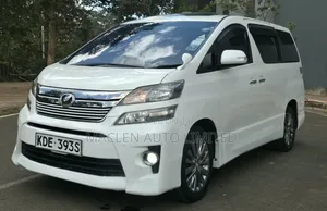 Toyota Vellfire 2014 White