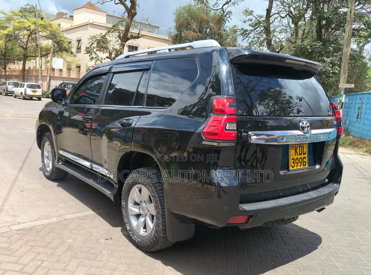 Toyota Land Cruiser Prado 2017 Black