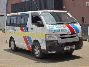 Toyota HiAce 2016