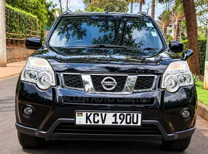 Nissan X-Trail 2012 Black