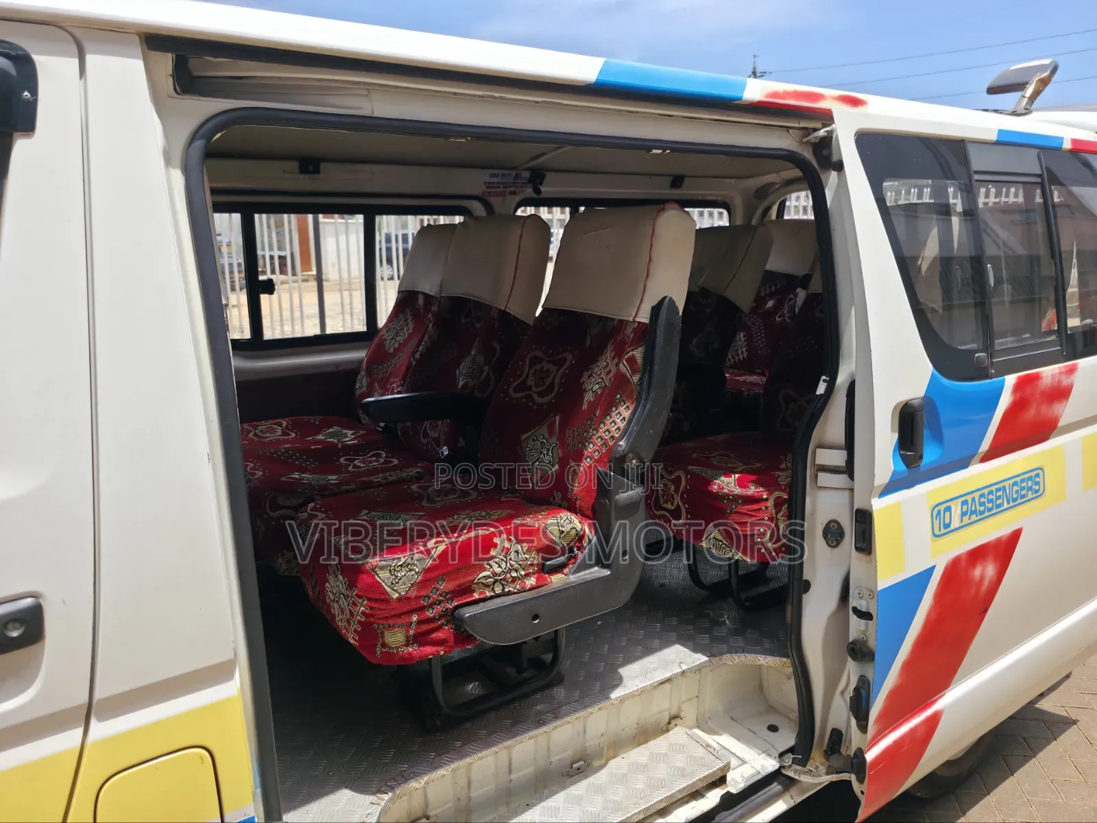 Toyota HiAce 2016