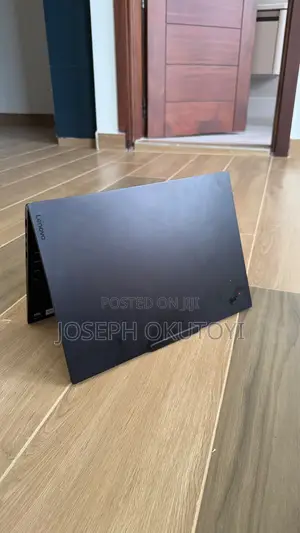 Laptop Lenovo ThinkPad E16 Gen 3 16GB Intel Core Ultra 7 SSD 1T