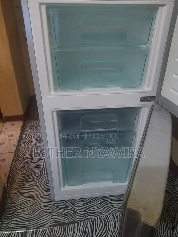 Refrigerator - thumbnail 2