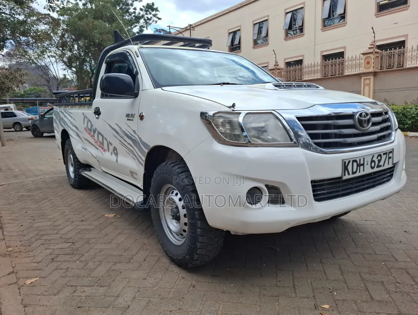 Toyota Hilux 2015 White