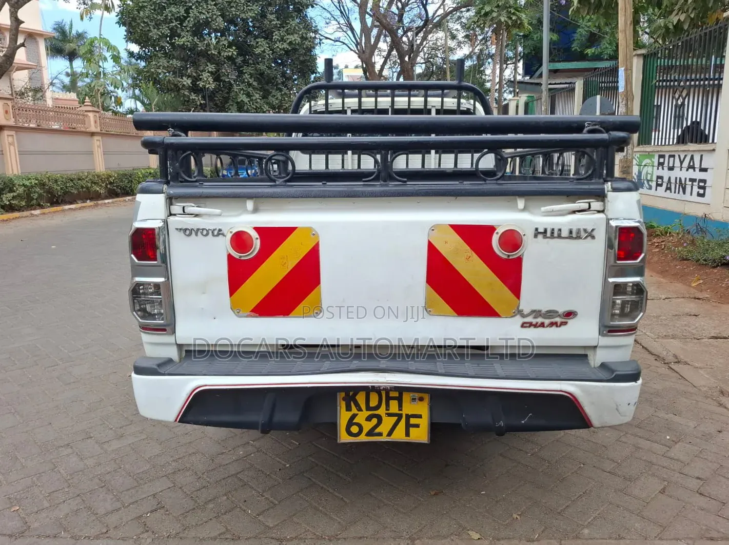 Toyota Hilux 2015 White