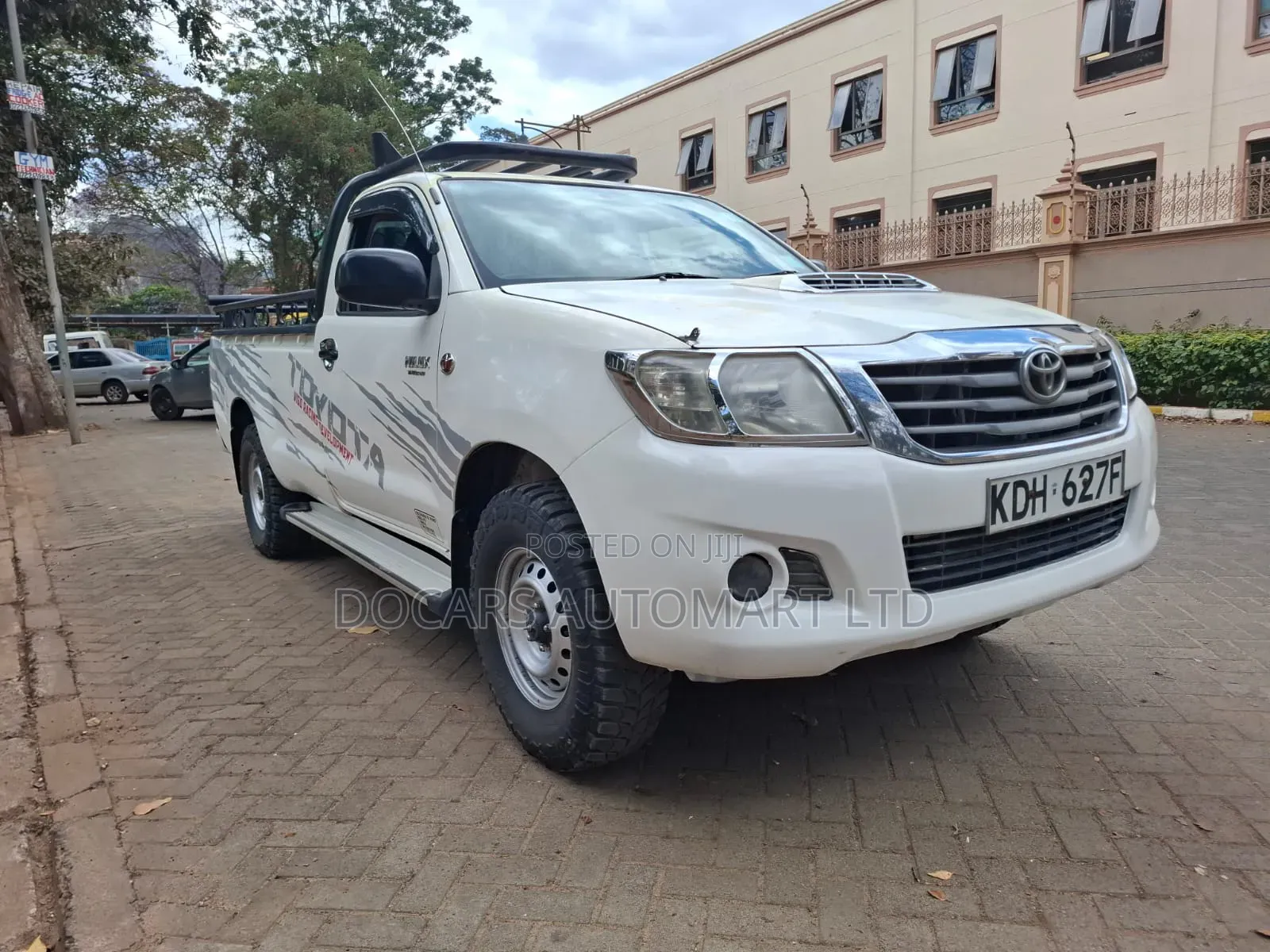 Toyota Hilux 2015 White