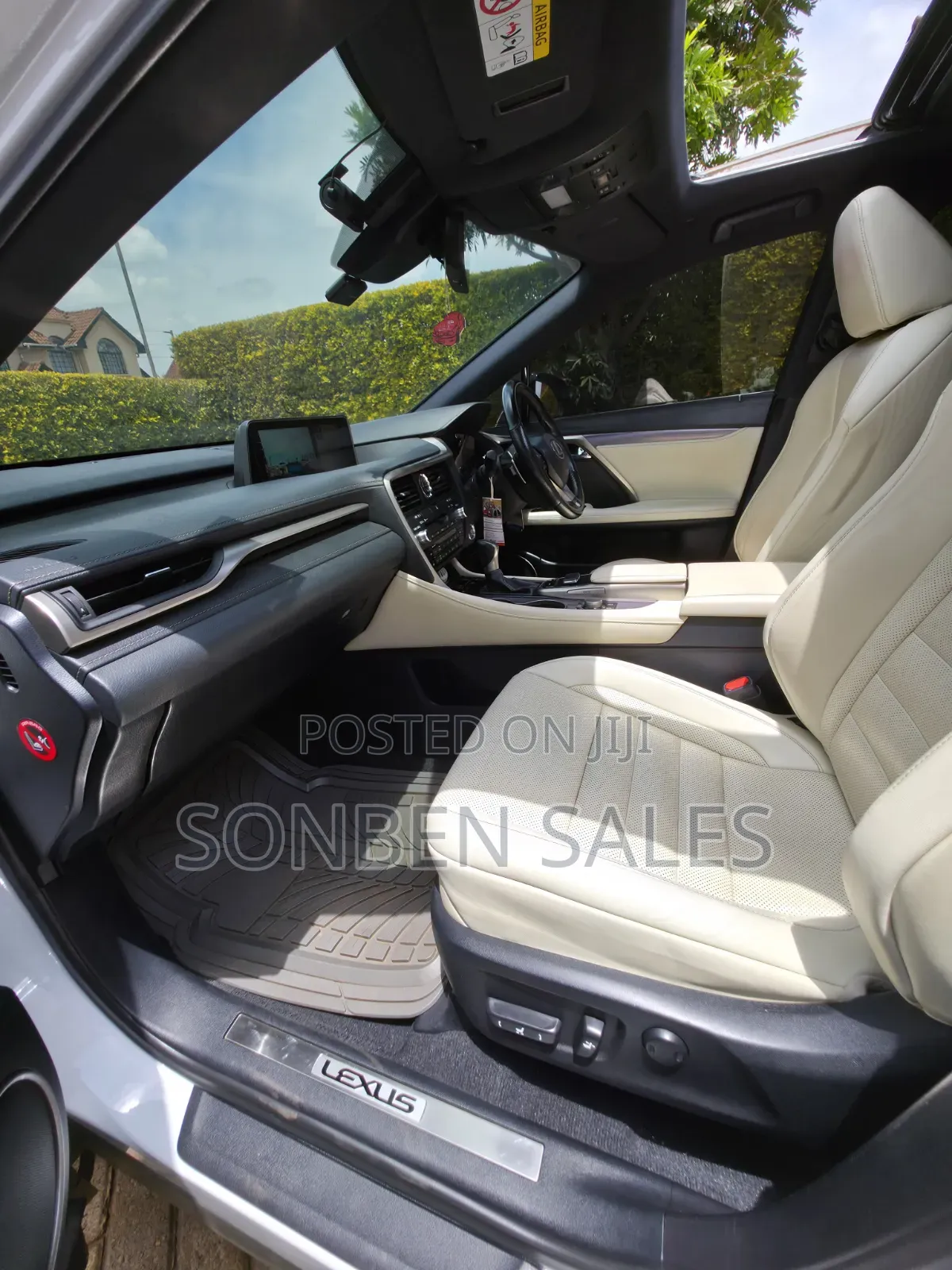 Lexus RX 300 4WD 2018 White