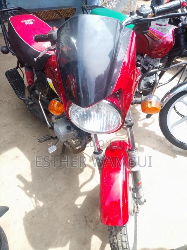 TVS HLX Plus ES 2024 Red