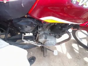 TVS HLX Plus ES 2024 Red