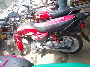 TVS HLX Plus ES 2024 Red
