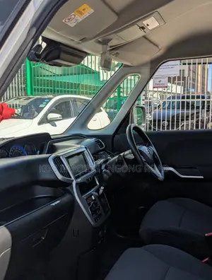 Suzuki Solio 2019 Silver