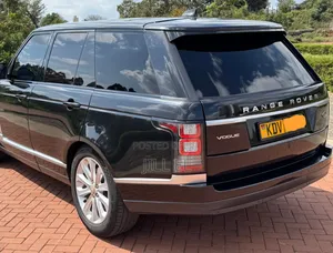 Land Rover Range Rover Vogue 2017 Black