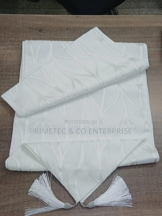 Simple Elegant Rectangular Table Runners - main view