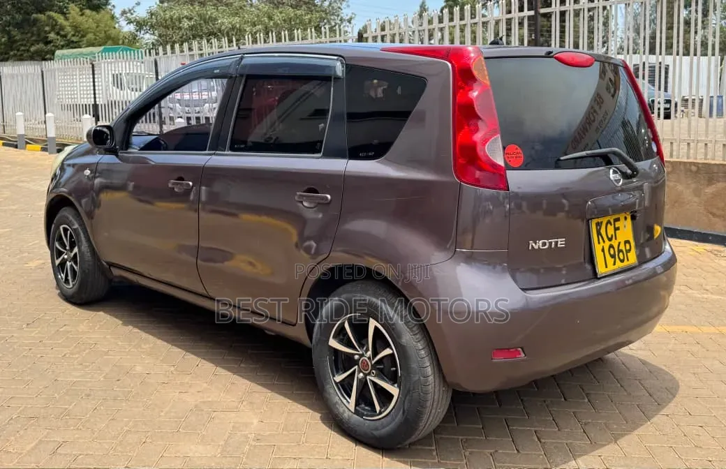 Nissan Note 2008 Brown