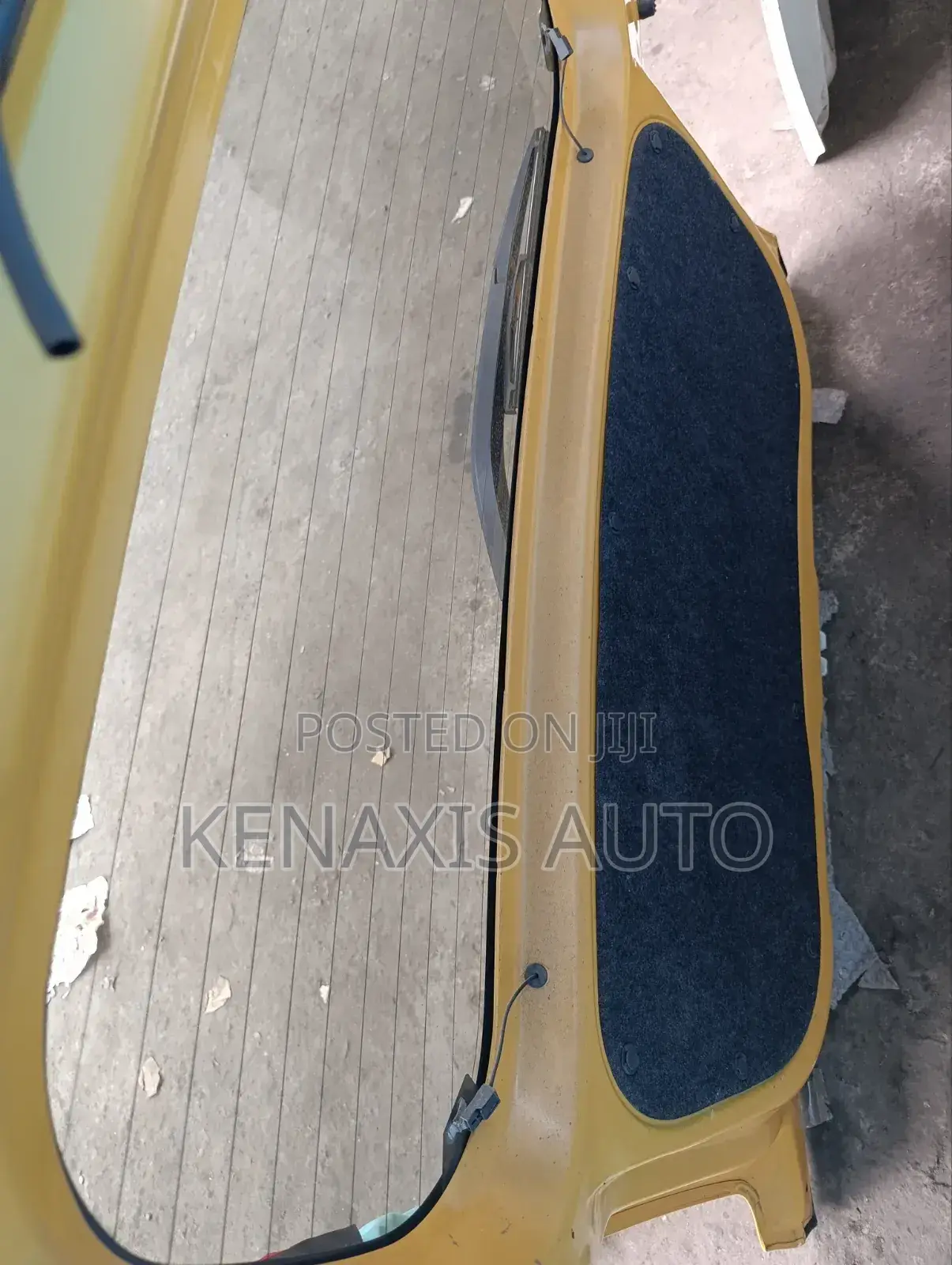 Suzuki Hustler Boot